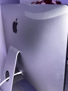 Apple Imac  27in includes cable mouse and keyboard - Picture 1 of 6