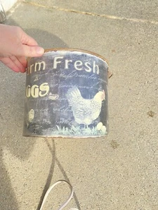 Vintage Rustic Farm Fresh Eggs Tin Container Wooden Metal Handle Farm Found - Picture 1 of 2