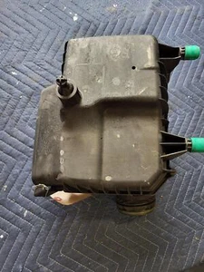 Air Cleaner Housing 2022 MERCEDES-BENZ GLB 250 2.0L AWD A2600940300 20 21 23 - Picture 1 of 6