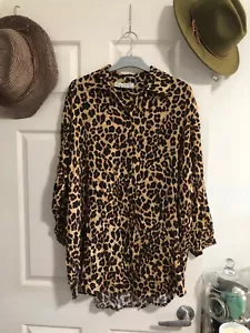 FINAL SALE Tree Of Life Leopard Print Button Up Blouse Top Free Size 🌻 NEW - Picture 1 of 12