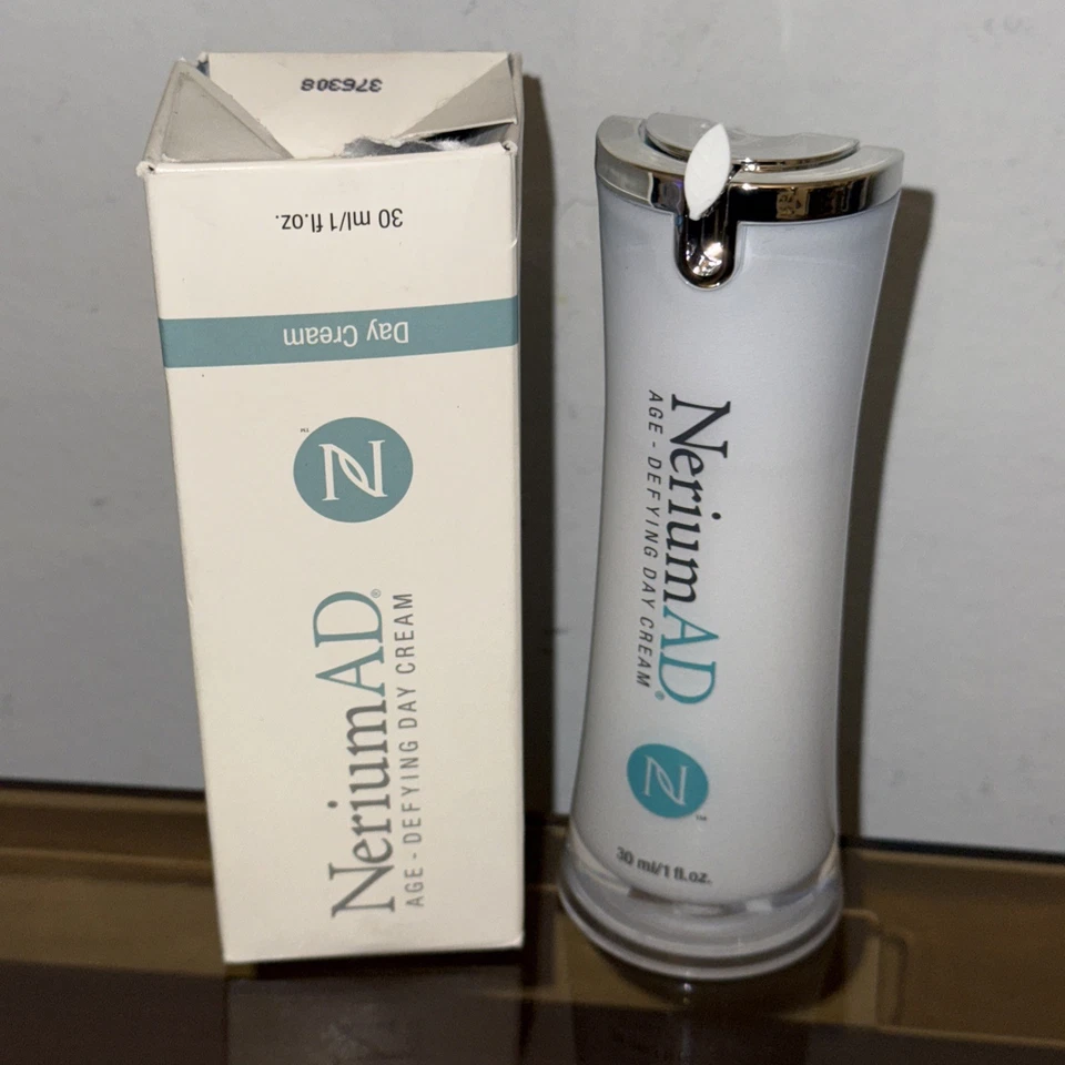 Nerium AD Age Defying дневной крем для лица оригинальная формула 1 жидкая унция/30 мл - Изображение 1 из 1