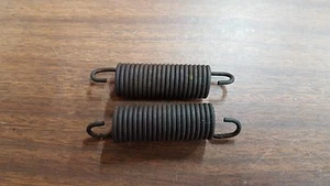 Cub Cadet 1105 Lawn Tractor Hood Springs 732-3048 - Picture 1 of 1