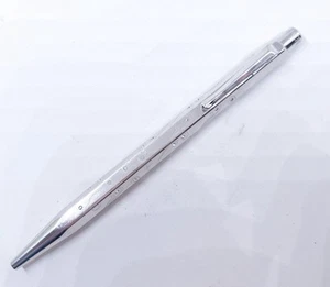 Caran D'Ache Ecridor Eclat diamant rhodiumbeschichteter Kugelschreiber... - Bild 1 von 6