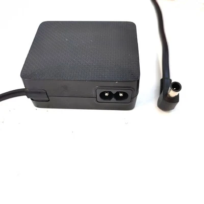 Adapter SAMSUNG 14v/25w/1.79A 6.5*4.4 - Bild 1 von 4