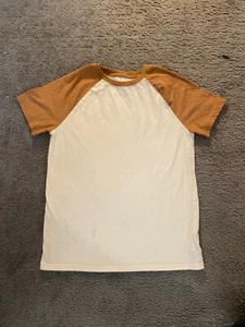 Cat & Jack short sleeve t-shirt! Cream body with tan collar and sleeves - Picture 1 of 3