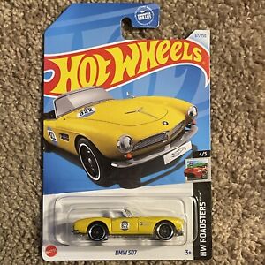 Hot Wheels, HW Yellow Roadsters BMW 507 4/5
