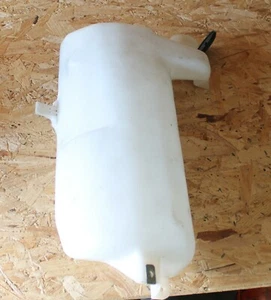 BOTELLA LAVADORA TOYOTA DYNA 300 350 D4D  - Imagen 1 de 1