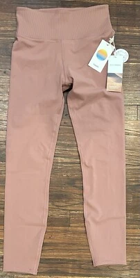 New Vuori Rib Studio Womens Yoga Gym Leggings Pink brown size Medium With Tags - Image 1 of 4