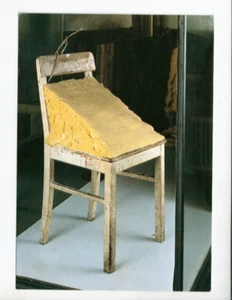 Josef Beuys FAT CHAIR Der Fettstuhl Vintage Postkarte Abstrakte Kunst - Bild 1 von 2