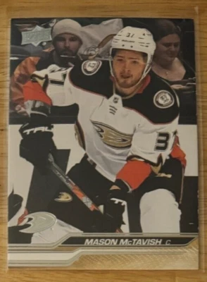 2023-24 UPPER DECK SERIES 1 MASON McTAVISH #2 ANAHEIM DUCKS - Image 1 of 2