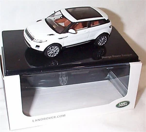 Range Rover Evoque 3 Door Fuji White Dealer model 1-43 New Ixo Branded - Picture 1 of 2