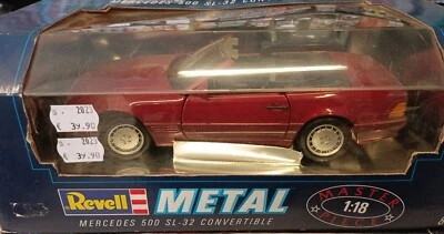 Mercedes 500 SL -32 Convertible Scala 1/18 Nuovo Revell #8801 - Immagine 1 di 4