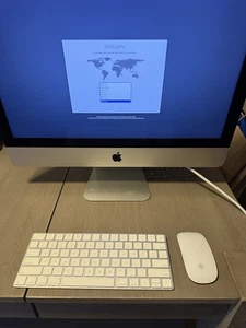 21.5" Apple iMac with Retina 4K Core i3 3.6GHz 8GB RAM 1TB HHD Silver, Good - Picture 1 of 10