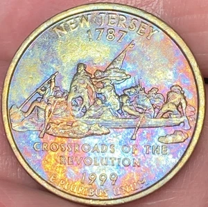 1999-D New Jersey State Quarter Beautiful Lustrous Gold/Rainbow Toned Coin #20 - Picture 1 of 12