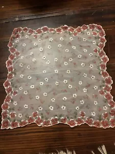 beautiful vintage dogwood womans Hanky! Excellent condition! - Picture 1 of 1