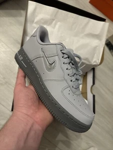 Nike Air Force 1 Jewel 'Wolf Grey' Trainers UK 3.5 Mens UK 3 Women Teens UNISEX - Picture 1 of 5