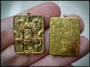 Phali Unbeatable Monkey God Breaks Umbrella Pendant By Phra Ajarn O Thai Amulet - Picture 1 of 2