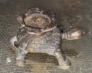 Vintage Metal Incense Holding Turtle Figure Marked I-T-C 2.  2 1/2” Long 1” High - Picture 1 of 12
