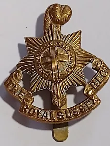 WW1 The Royal Sussex Regiment Cap Badge Brass Economy Slider Antique Original - Picture 1 of 12
