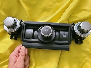 14 24 TOYOTA 4RUNNER Heater A/c Control id HT284 ABS OEM E0525 - Picture 1 of 3