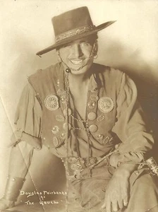 DOUGLAS FAIRBANKS en ""El Gaucho"" Original Vintage PELÍCULA MUDA Foto 1927 - Imagen 1 de 1