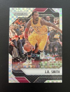 2016-17 Panini Prizm Starburst Prizm JR Smith #39 Cavaliers