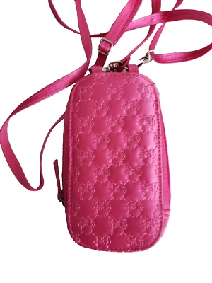 迪士尼乐园 Originals D-Tech 粉色米妮腕带钱包式手机壳全新无标签! — 第 1/4 张图片