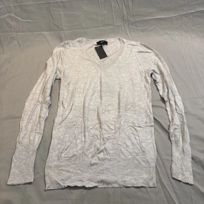 Suéter de manga larga Mossimo para mujer talla L gris claro Foto 1 de 4