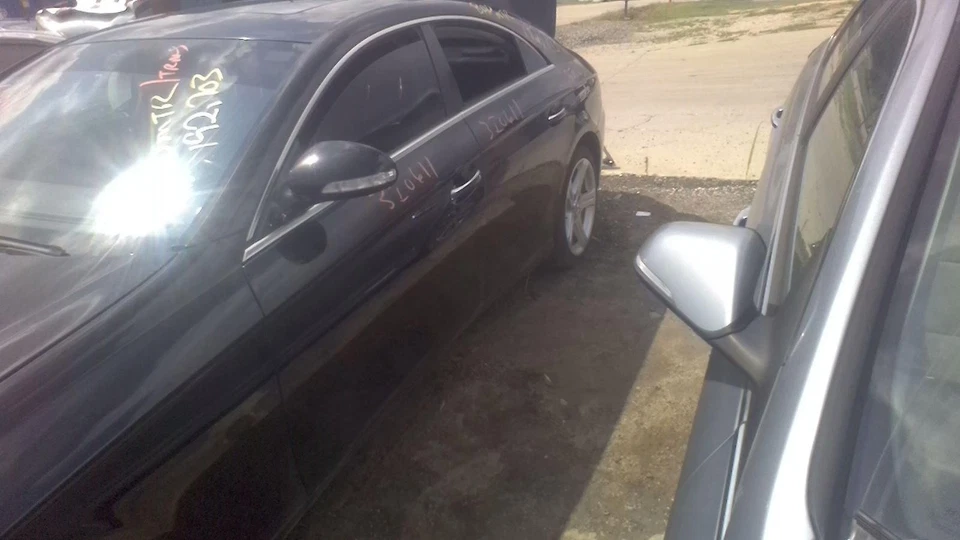 Cuerpo de acelerador de inyección de combustible usado se adapta a: Mercedes-Benz Mercedes clase CLS 16 2006 Foto 1 de 4