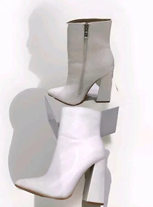 WOMENS SYLISH CASUAL SIMPLE WHITE FASHION HIGH BLOCK HEEL ANKLE BOOT - Picture 1 of 5