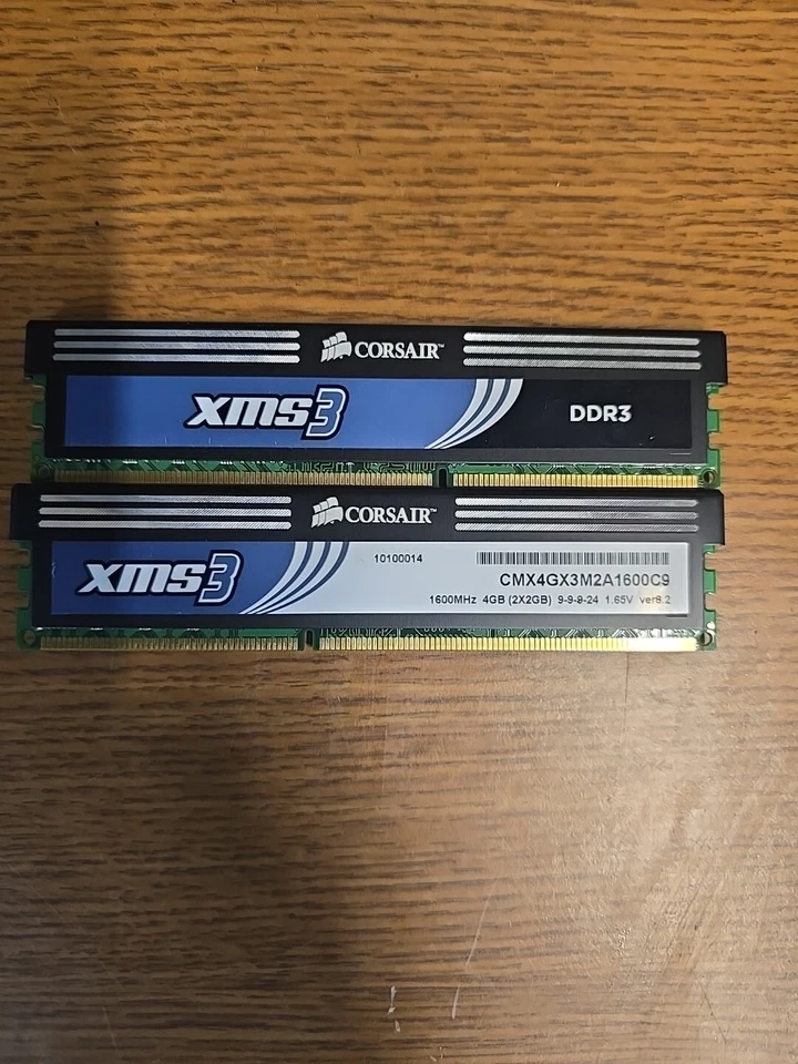 Kit of 2 Corsair CMX8GX3M4A1600C9 XMS3 4GB (2x2GB) DDR3-1600 PC3-12800 RAM - Image 1 of 3