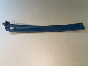Corvette Rear compartment carpet guide Window trim LH 84 85 86 87 88 89 90 91-96 - Picture 1 of 14