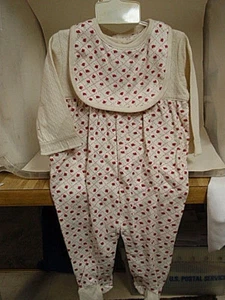 Baby girl outfit with matching bib 6-9 months NWT Fast free shipping - Picture 1 of 6