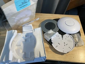 Punto de acceso inalámbrico Ubiquiti UniFi U6 Pro 4,8 Gbps Wi-Fi PoE blanco + soporte - Imagen 1 de 4