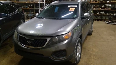 SORENTO   2011 Driver Rear Interior Door Panel 886812 Foto 1 de 4