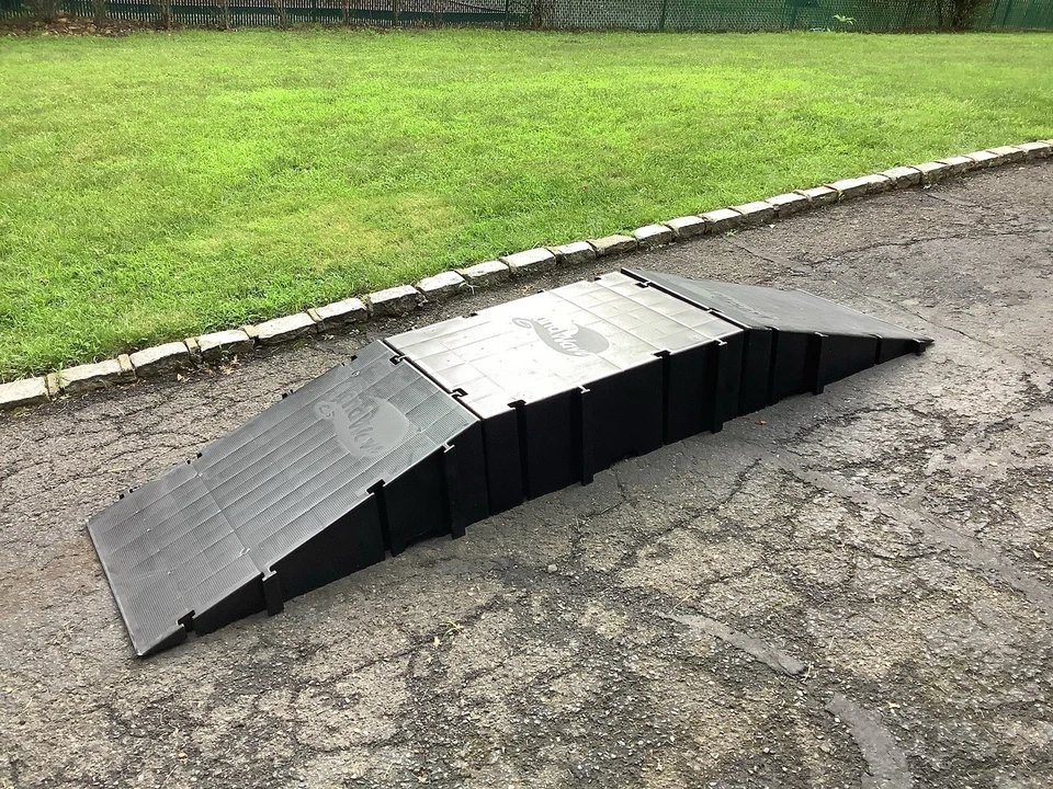 NJ LOCAL PICKUP LandWave Skate RC BMX Rampa de Snowboard Palco - Conjunto de 3 Peças - Imagem 1 de 4