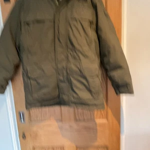 The North Face Mens Hooded Parka Coat Khaki Down Filled Size Medium - Picture 1 of 12