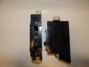 Heinemann   X0412-30 30 AMP       1 POLE 30 AMP 120 VOLT CIRCUIT BREAKER - Picture 1 of 2