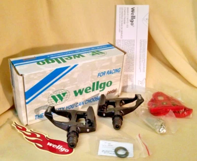 Racing Pedals Wellgo Cleats Black W40 Black Red RC-5 RC-1 RC-2 ARC WAM R1 WPD R3 - Image 1 of 4