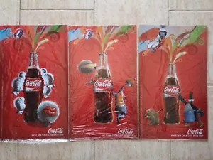 SET completo di 3: Poster Metallo Targa Insegna "Vivi il Lato Coca-Cola" 50x30cm - Foto 1 di 6