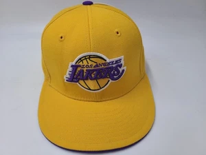 Los Angeles Lakers Magic Johnson #32 Reebok Fitted 7 1/2 Hat Cap Wool NBA Yellow - Picture 1 of 18