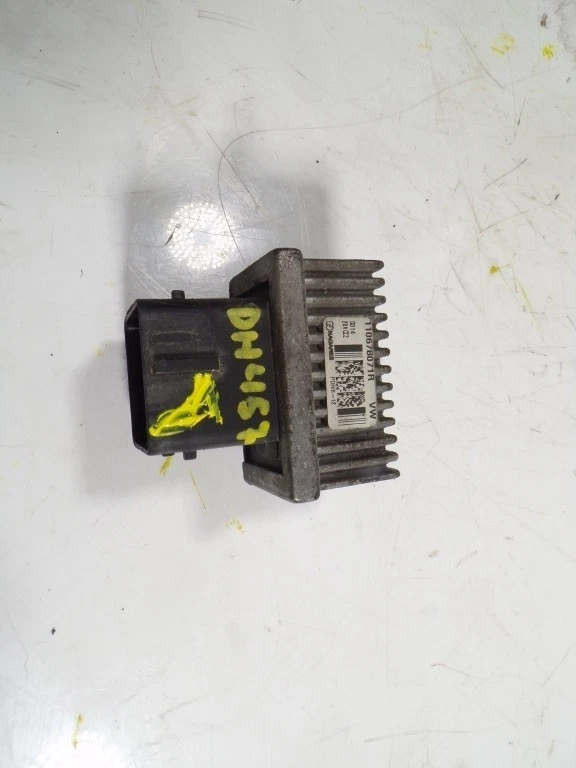 1106700Q0E BUJÍA INCANDESCENTE / 110678071R / 17133272 PARA NISSAN NV 200 M20 1.5 DCI CAT Foto 1 de 4