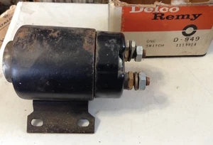 1114314 - A New Delco Remy 6 Volt Solenoid For A 1955 to 1957 Diamond Trucks - Bild 1 von 4