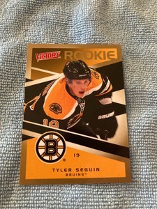 TYLER SEGUIN 2010-11 UPPER DECK VICTORY GOLD BORDER ROOKIE RC CARD #340