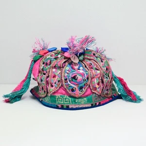 Old Antique Chinese Miao Minority Handmade Embroidered Baby Hat / H6040 - Picture 1 of 7