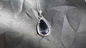 BEAUTIFUL VINTAGE STERLING SILVER SARAH COVENTRY BLACK ONYX PENDANT/NECKLACE  - Picture 1 of 6