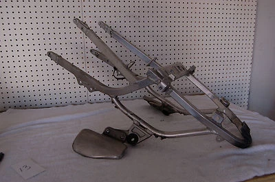 1998-2004 SUZUKI TL1000R SUB-FRAME HEAT SHIELDS INCLUDED Foto 1 de 4