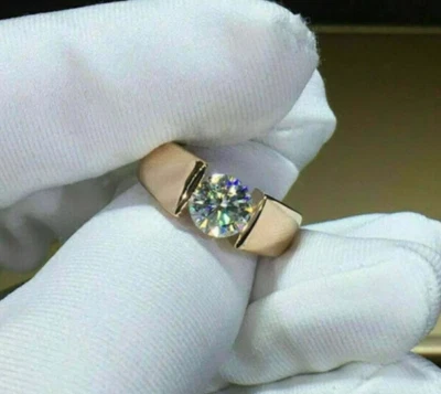 Anillo de boda solitario para hombre de 1,5 quilates redondo diamante cultivado en laboratorio G/VVS oro amarillo de 10 k Foto 1 de 4