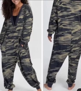 Natural Life Sz L Camo Johnnie Jumpsuit Oversized Baggy One Piece Cotton Pockets - Picture 1 of 10