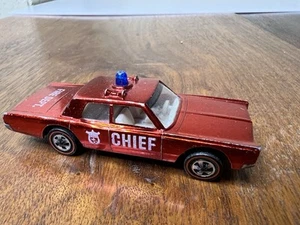 HOT WHEELS REDLINE FIRE CHIEF CRUISER * RED COLOR * NEAR MINT ! WITH PIN! RARE - Picture 1 of 19